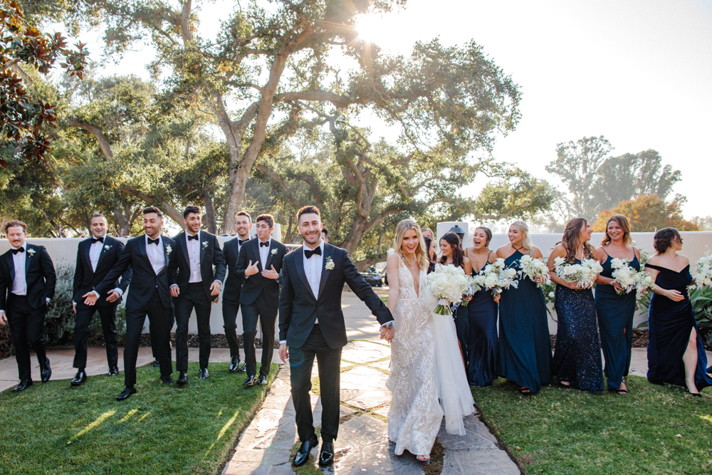 4 Tips on Choosing the Right Photographer For Your Wedding Day